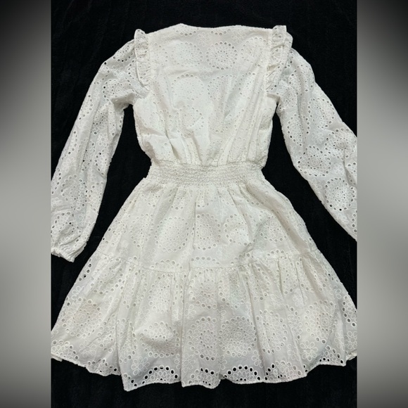 LILLY PULITZER Taviana Eyelet Dress Resort White Circle Bloom Eyelet - Picture 13 of 13